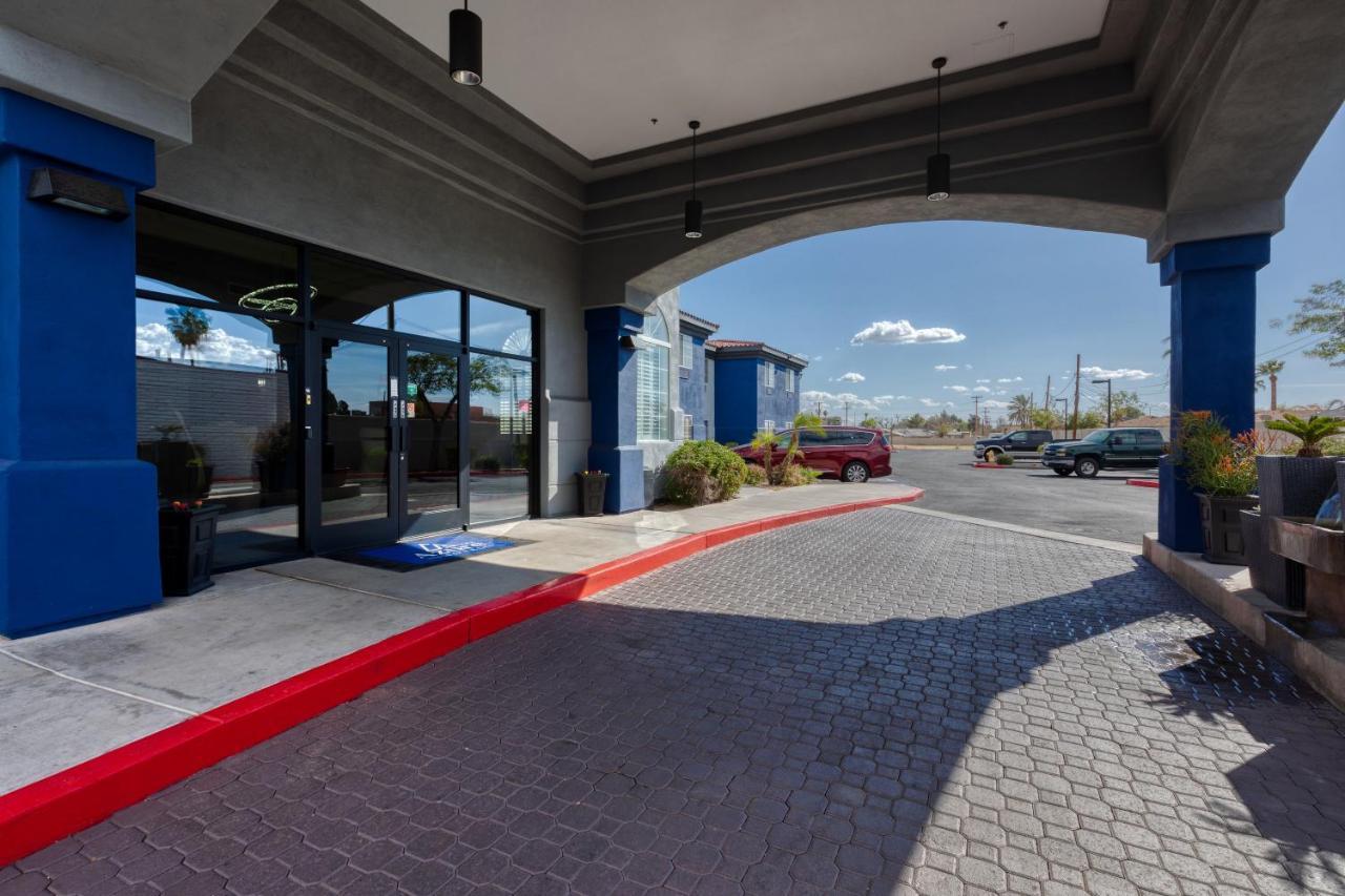 The Azure Hotel Mesa Exterior photo